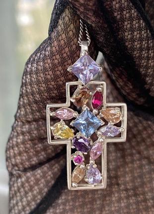 Новый эксклюзивный яркий серебряный подвес крестик