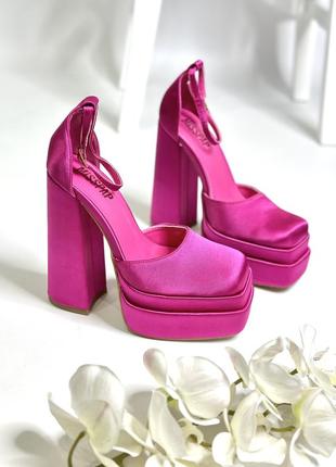Босоножки на платформе каблы туфли стрипы bratz