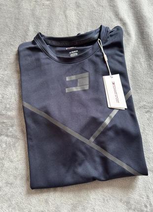 Мужская спортивная футболка для тренировок tommy hilfiger оригинал