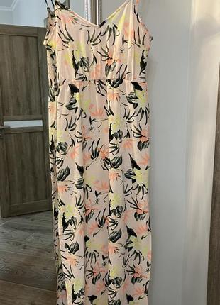Сукня максі в квітковий принт h&m розмір m