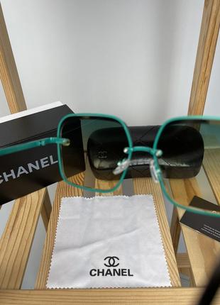 Сонцезахисні окуляри від chanel7 фото
