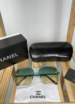 Сонцезахисні окуляри від chanel4 фото