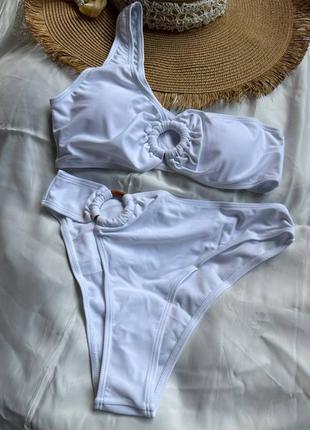Классный купальник 👙 на одно плечо♥️запрашивайте наличие перед заказом!❤️