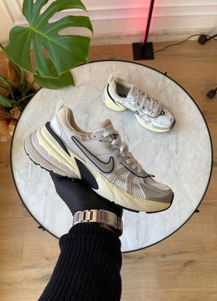 Кроссовки nike