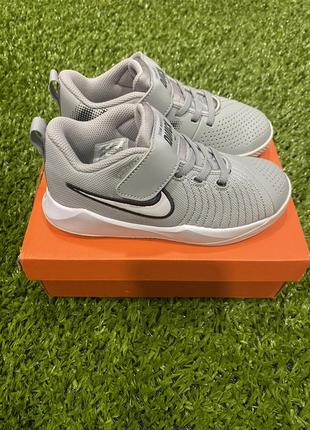 Кроссовки детские nike