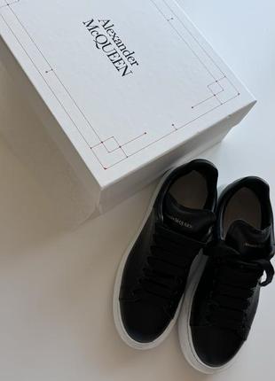 Alexander mcqueen sneakers black velvet deals