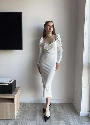 Біла елегантна сукня міді missguided
