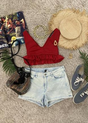 Короткі джинсові шорти h&m amp zara bershka divided topshop