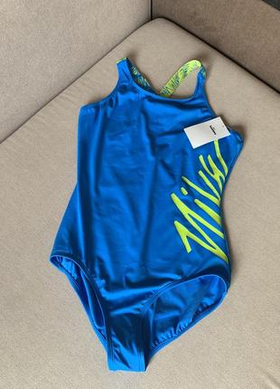 Купальник n ike girls' script logo crossback one piece swimsuit (big kid)