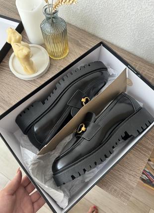 Кожаные лоферы guess новые