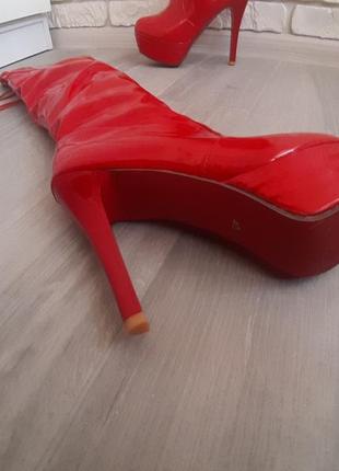 Ботфорти стріпи лак (латекс) червоні