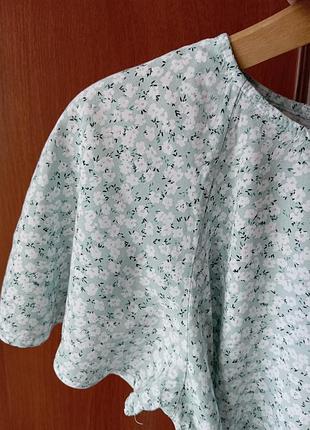 Блуза у квітковий принт в ідеальному стані