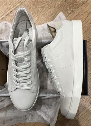 Оригінальні шкіряні чоловічі кеди низькі ecco