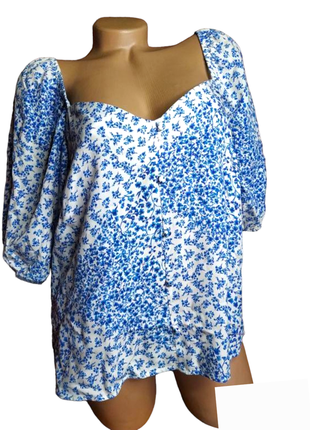 Блуза с цветочным принтом, свободного кроя,
с объемными рукавами батал 24 размер george