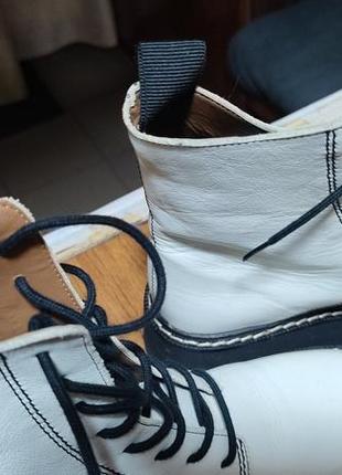 Ботинки женские