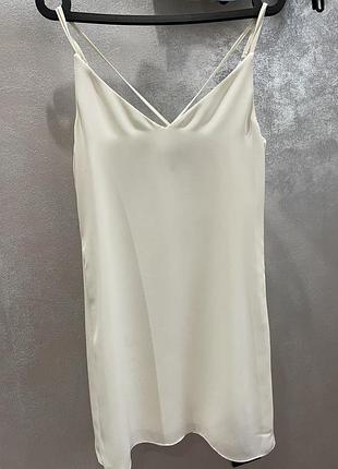 Платье