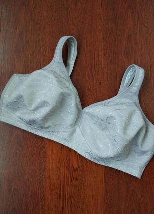 95-e мягкий бюст без косточек triumph elegant cotton10 фото