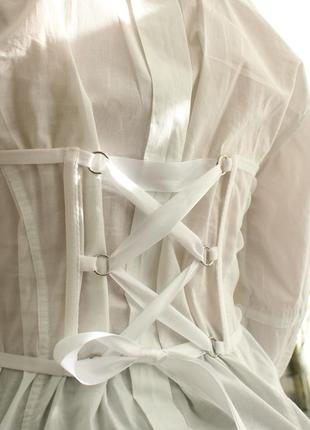 Підгрудний корсет з орнаментом вишиванкою на шнурівці