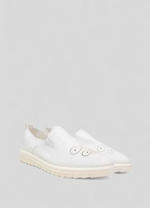 Мокасины белые кожум