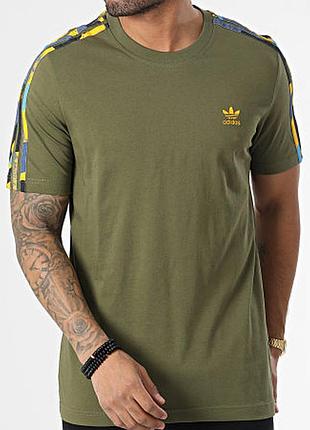 Чоловіча футболка adidas originals