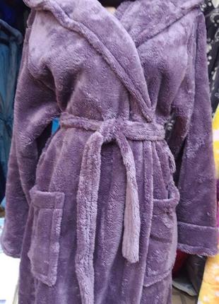 Молодежный махровый халат на запах, длина до колена, с капюшоном и поясом р. 44-46, 46-48 фиолет1 фото