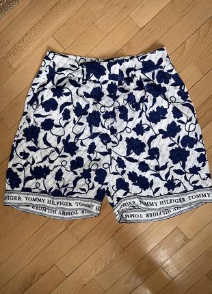 Крутезні трендові шовкові шорти tommy hilfiger оригінал!