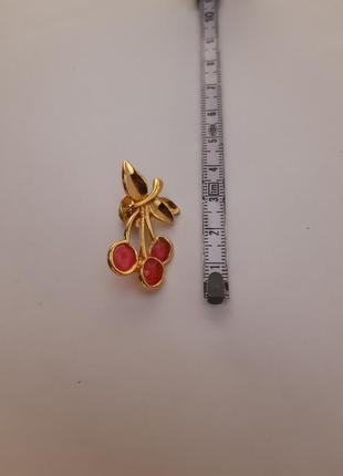 Брошьavon пен, винтаж вишни, ювелирная смола безель, позолота