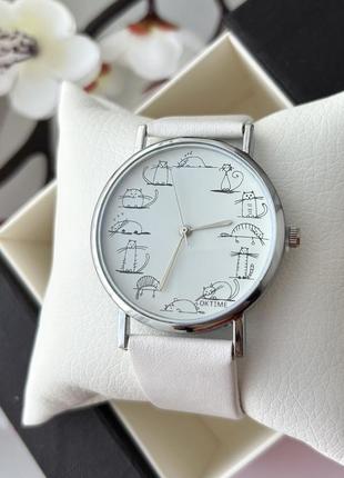 Часы женские с котами, белые часы, котики, жіночий годинник, коти, білий, літній