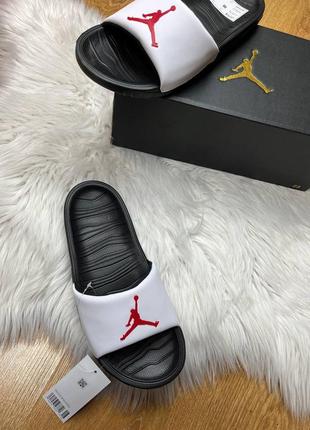 Продам чоловічі шльопанці jordan