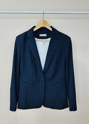 Темно-синій жакет в смужку м