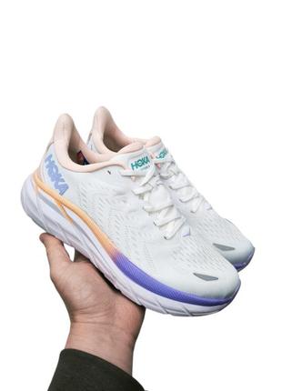 Женские кроссовки hoka