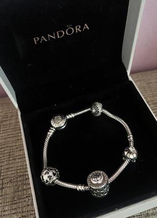 Pandora браслет з коробкою і срібними намистинами