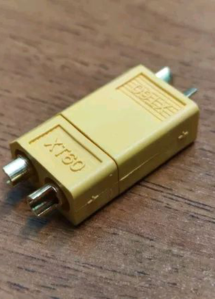 Роз'єм штекер tx-60. гарний, міцний, надійний