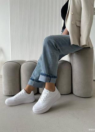 Женские кожаные, белые, стильные и качественные кеды. от 36 до 41 гг. 9601 мм3 фото