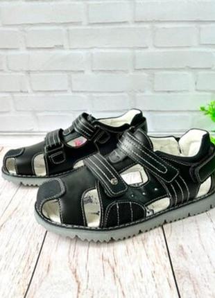 Підліткові чорні сандалі для хлопчика