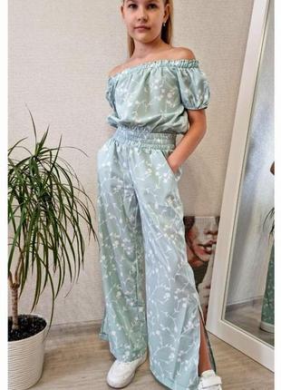 Летний брючный костюм