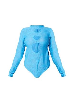 Боді-лонгслів блакитний текстурний з вирізами s prettylittlething