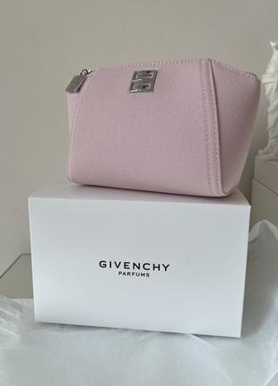 Косметичка givenchy