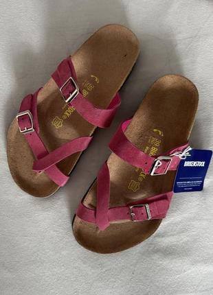 Birkenstock нові