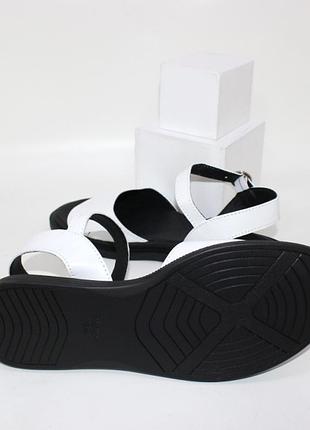 Шкіряні босоніжки білі, шкіряні босоніжки білі, белые босоножки кожаные4 фото