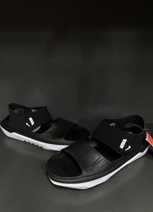 Сандали nike