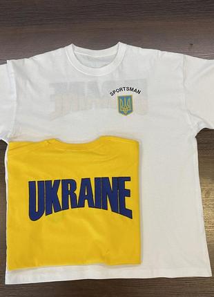 Мужская хлопковая белая футболка с нашивкой “ukraine”8 фото