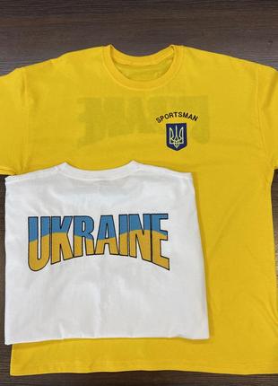 Мужская хлопковая белая футболка с нашивкой “ukraine”10 фото
