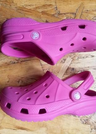 Шльопанці crocs j13 фото