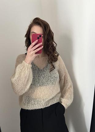 Бежевий невагомий мохеровий пухнастий оверсайз светр павутинка хмаринка ручної роботи