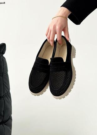 Женские летние лоферы из натуральной замши черного цвета, туфли со сквозной перфорацией 9218