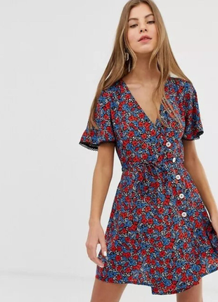 Сукня в квітковий принт від miss selfridge