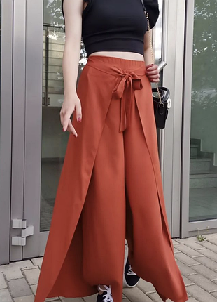 Крутые продувочные брюки на лето