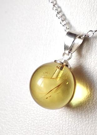 Кулон шар minov 1966 из янтаря на цепочке в подарок коробочка