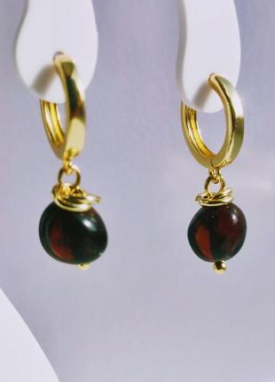 Серьги minov 2719 из натурального янтаря оттенок темная вишня